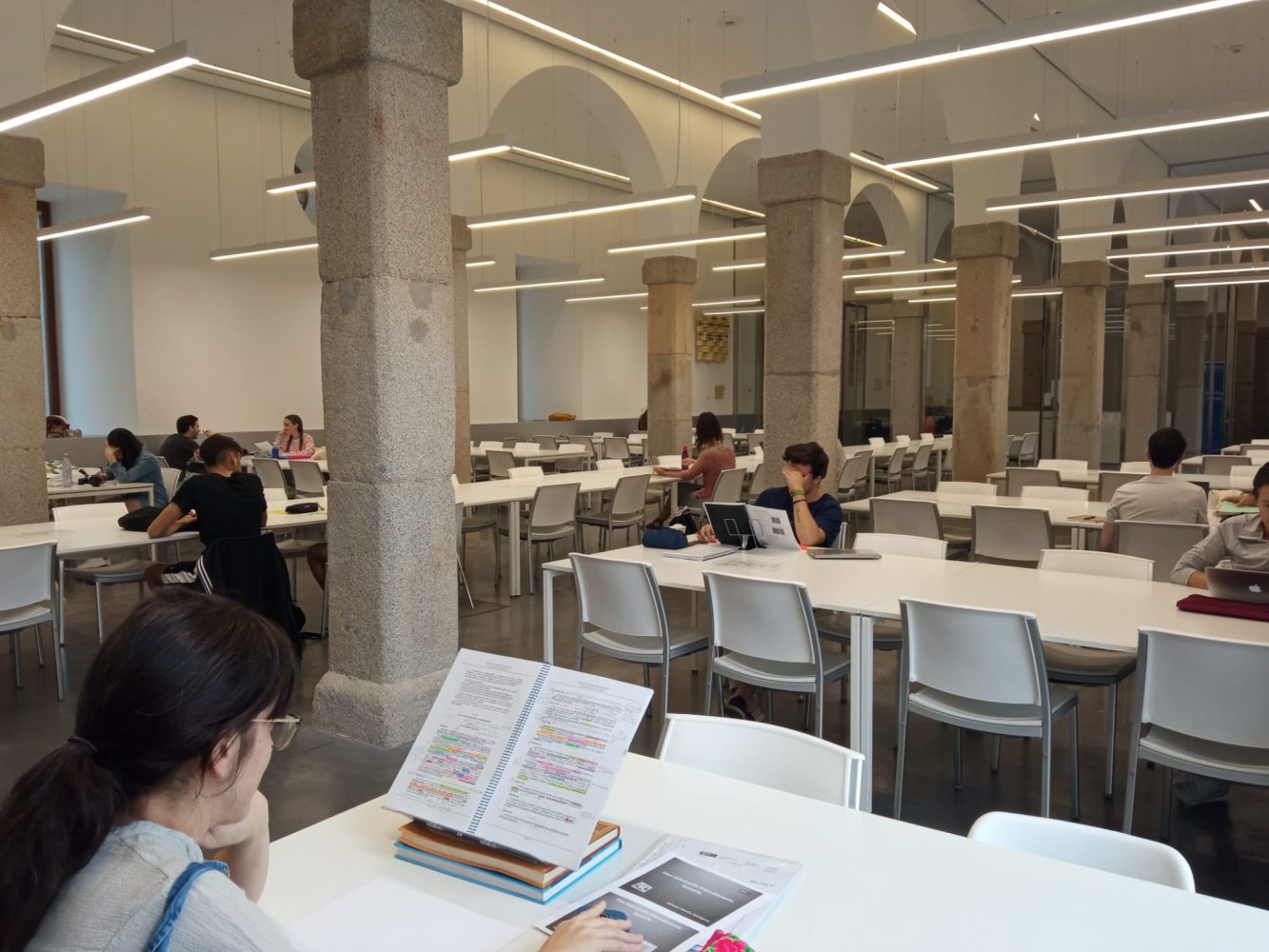 Ciudad Lineal La Biblioteca Municipal Benito P Rez Gald S Aumenta La