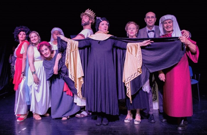 El Grupo de Teatro Acanto en 'Amor de madre'