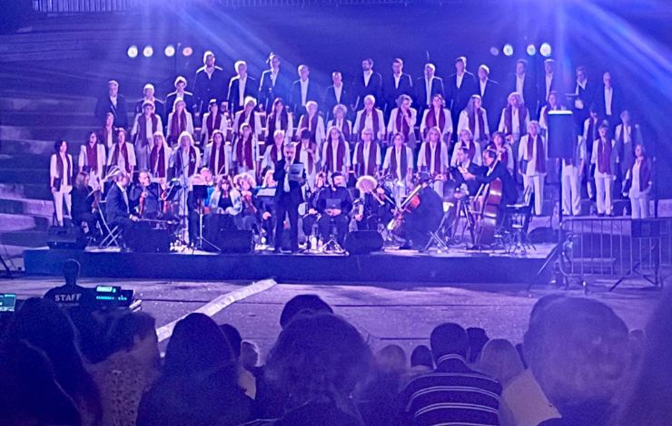 Componentes de la orquesta y coro Matritum Cantat