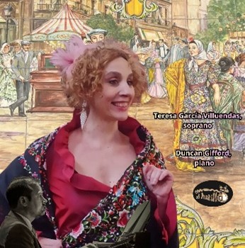 una mujer vestida con traje de zarzuela
