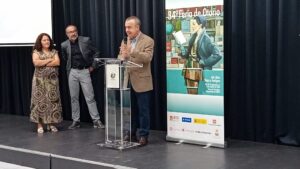 presentación de La 34 edición de la Feria de Otoño del Libro Viejo y Antiguo con el escritor Lorenzo Silva