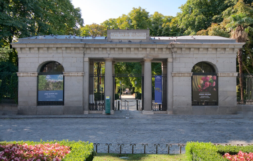Puerta del Real jardín Botánico