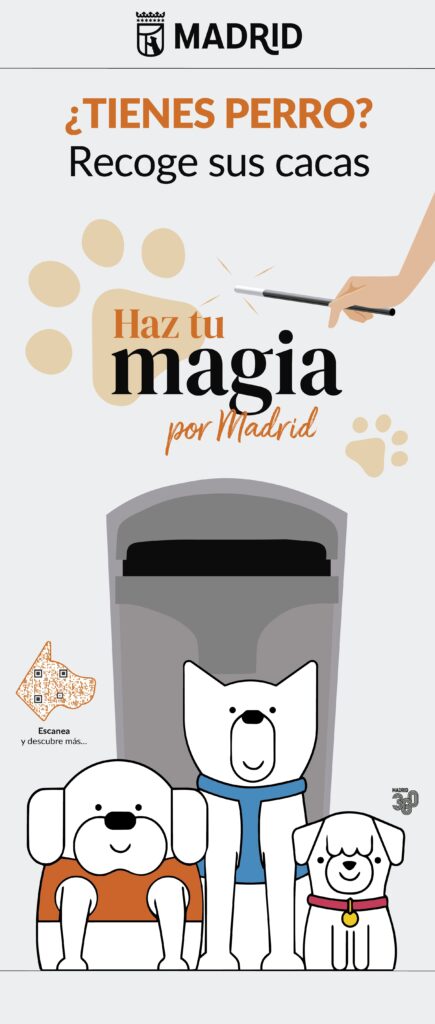 Roll up de la campaña con imágenes de perros junto a una papelera