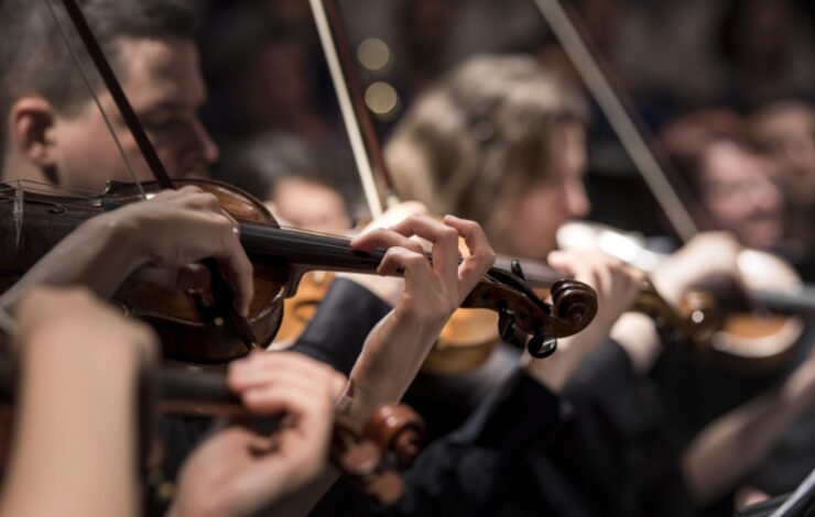 personas tocando el violín, unas de las cosas qué hacer del 4 al 6 de abril en Ciudad Lineal