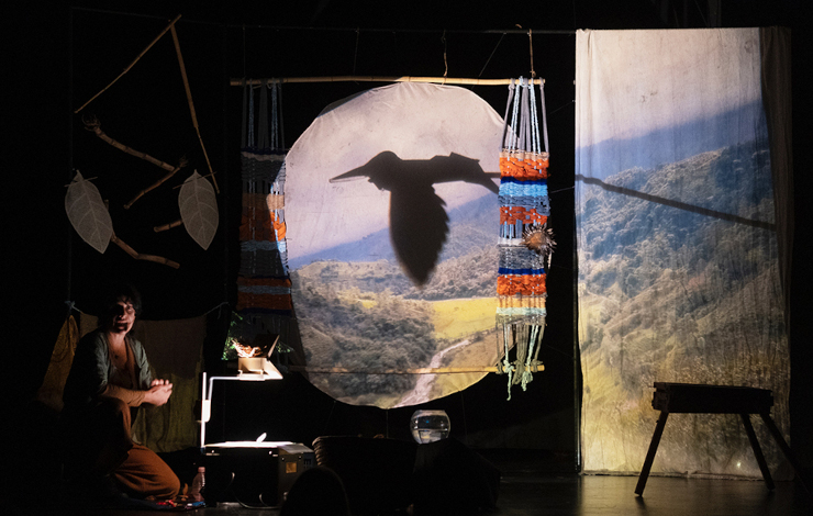 cuentacuentos con sombras, uno de los planes de la agenda cultural del 9 al 12 de octubre