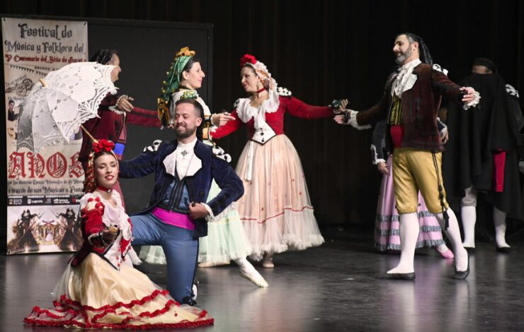 Actuación de folclore madrileño y castellano de la Compañía Francisco de Goya.