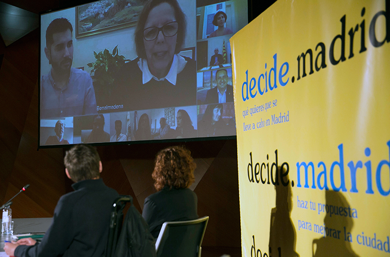 Encuentro virtual con más de 30 instituciones que han implantado la plataforma Decide. Foto: Ayuntamiento de Madrid