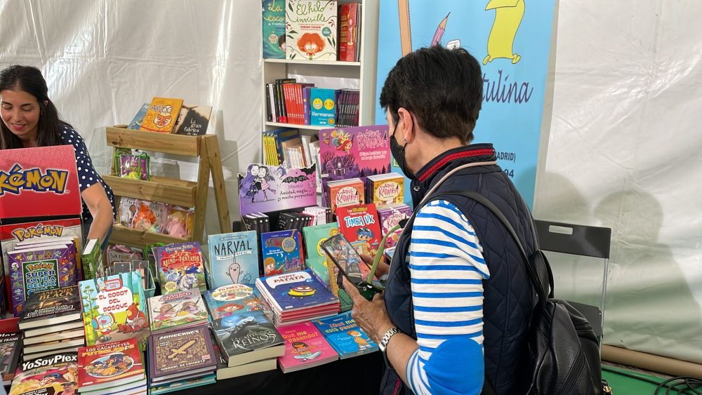 Detalle de la Feria del Libro de Latina 2022