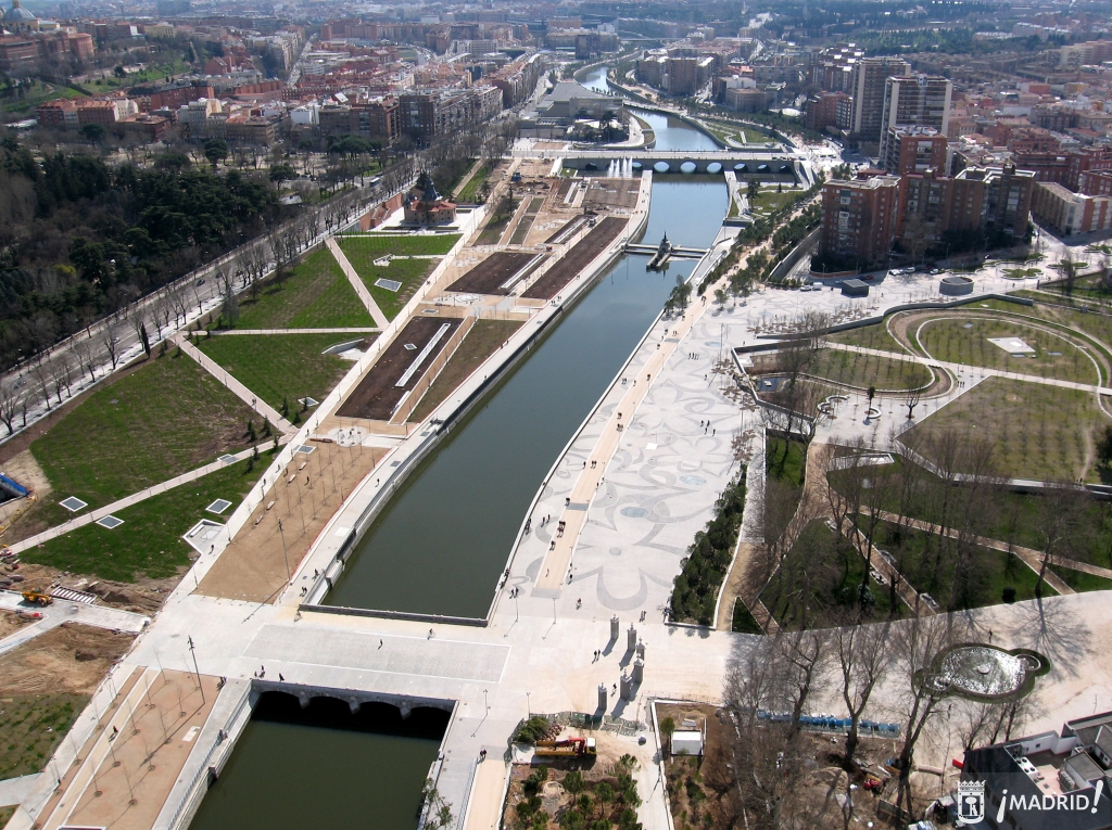 MADRID RÍO Tramo I Del Puente del Rey al Puente de Andorra Programa