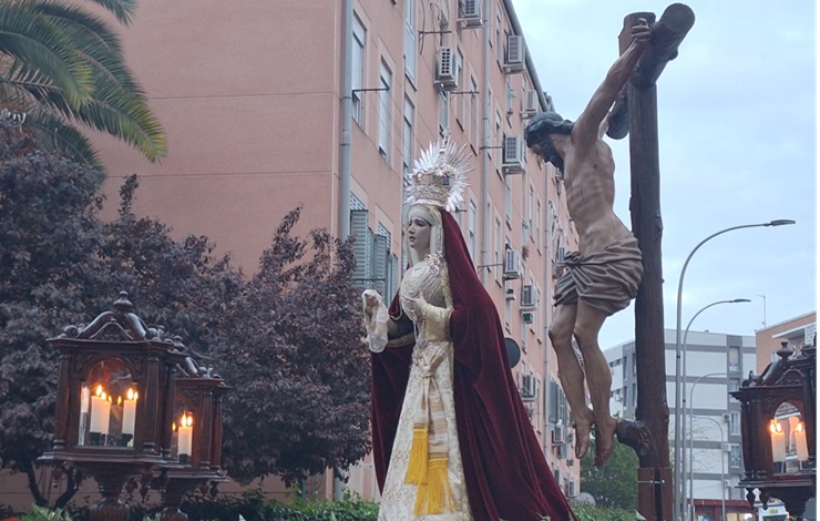 Procesión del Cristo del Perdón y María Santísima de la Misericordia en Puente de Vallecas