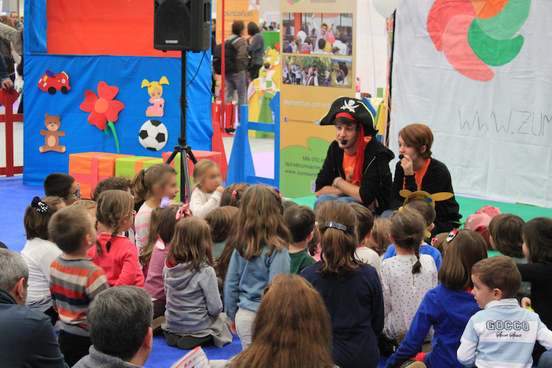 Actores interpretando a los piratas de 'Cuentos y aventuras en altamar'