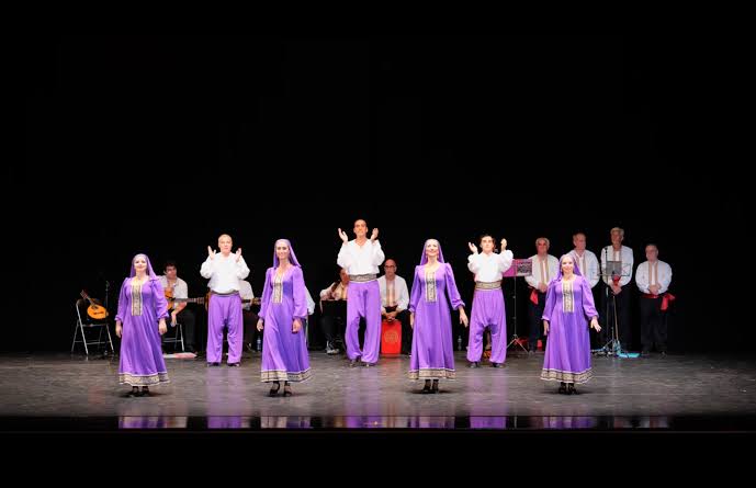 grupo musical Ara de Madrid en el escenario