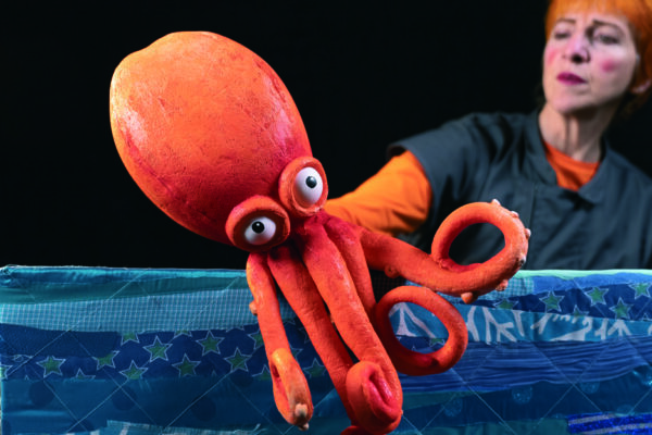 Pulpo de trapo. Obra: Buenos días, mundo. Títeres del Retiro