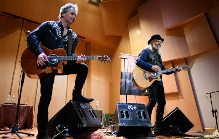 Elliott Murphy con Olivier Durand en concierto