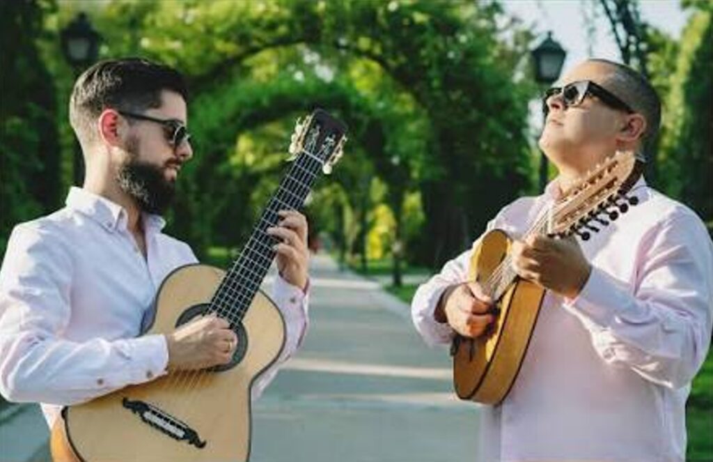 Los músicos Diego Santiago y Adrián Baratech