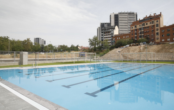Piscina del CDM Paseo de la Dirección en Tetuán