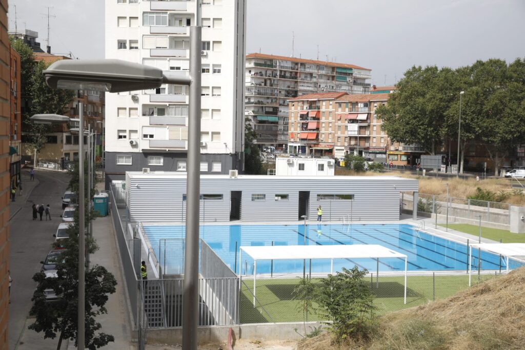 Centro Deportivo Municipal Paseo de la Dirección