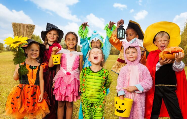niños disfrazados en Halloween, uno de los planes de la agenda cultural del 31 de octubre al 2 de noviembre