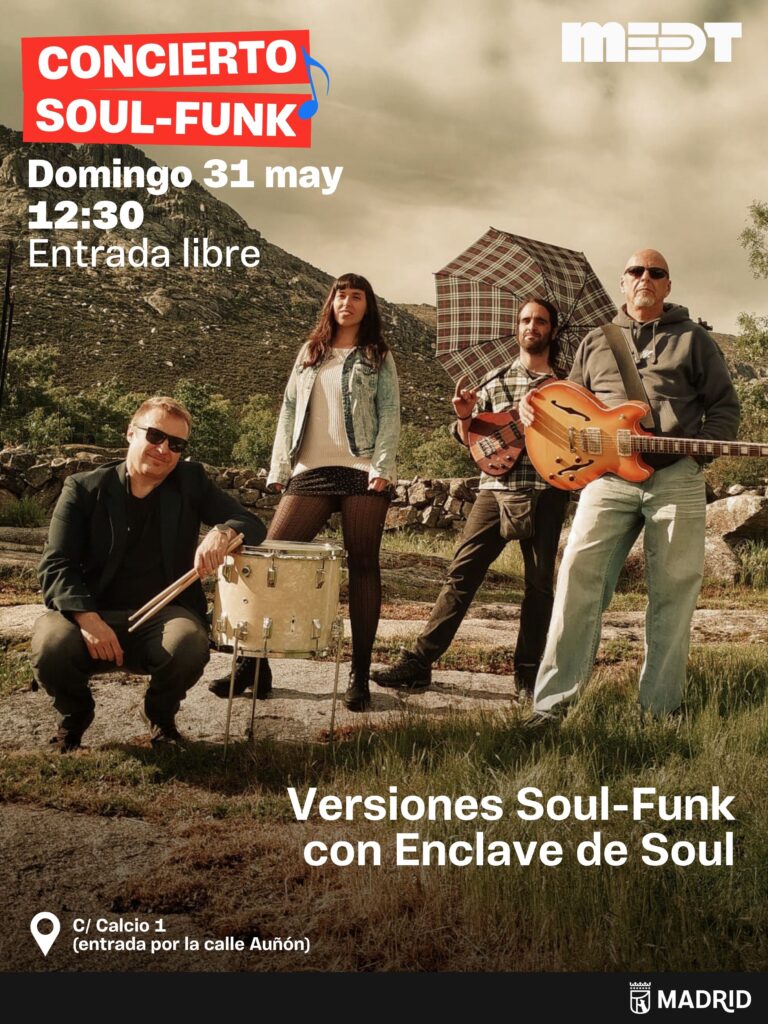 Miembros de Enclave de Soul posan con los instrumentos musicales