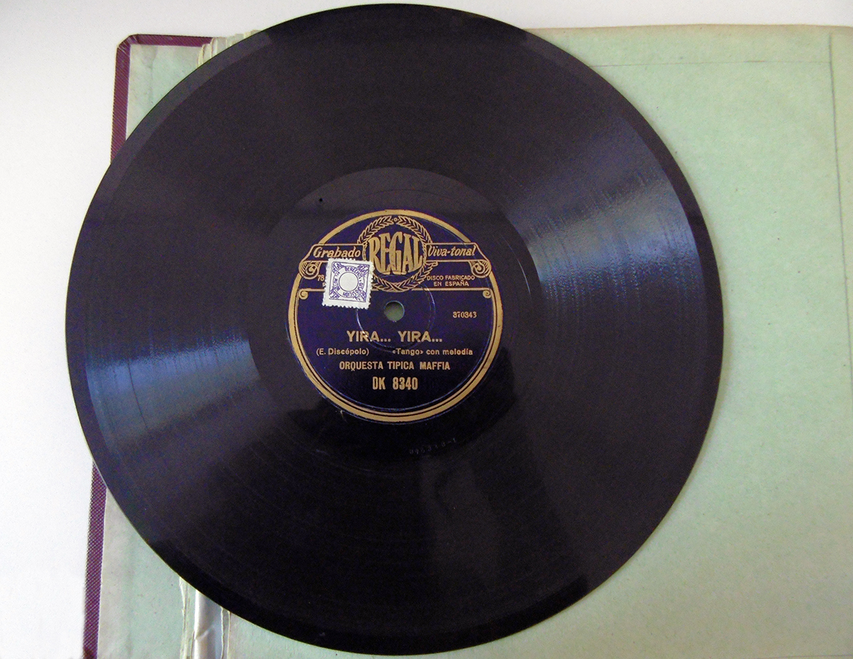 Colección de discos de pizarra en la Biblioteca Musical de Conde Duque –  Diario del Ayuntamiento de Madrid