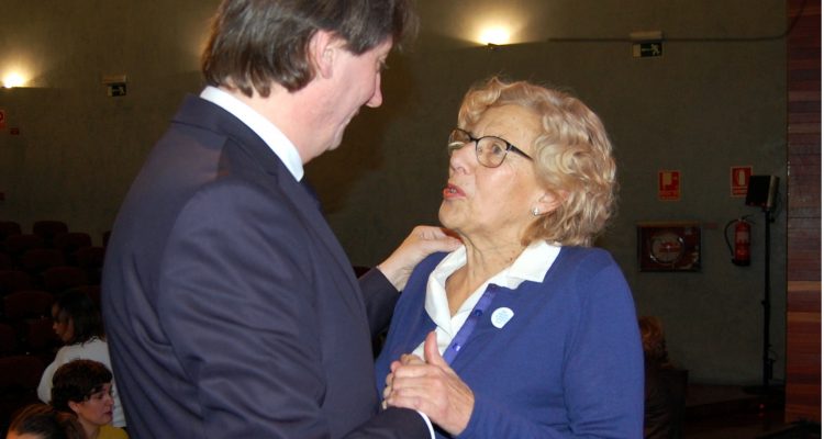 Carmena junto al alcalde de Soria, Carlos Martínez