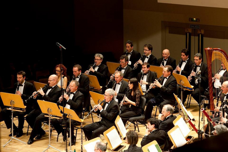 Clásicos Nacionales E Internacionales En Primavera Con La Banda ...