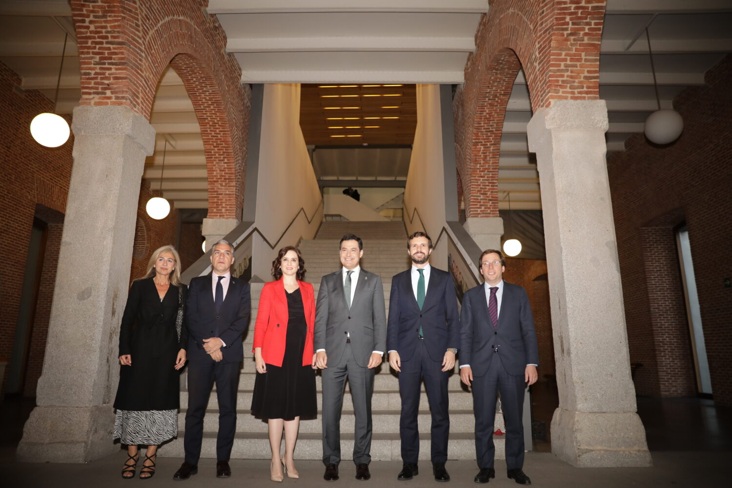 Almeida reconoce la labor que desarrollan las 25 casas regionales de  Andalucía en Madrid – Diario del Ayuntamiento de Madrid