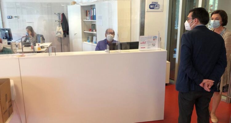 Visita a la biblioteca Ana Mª Matute