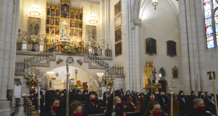 Misa mayor en honor a Nuestra Señora de la Almudena