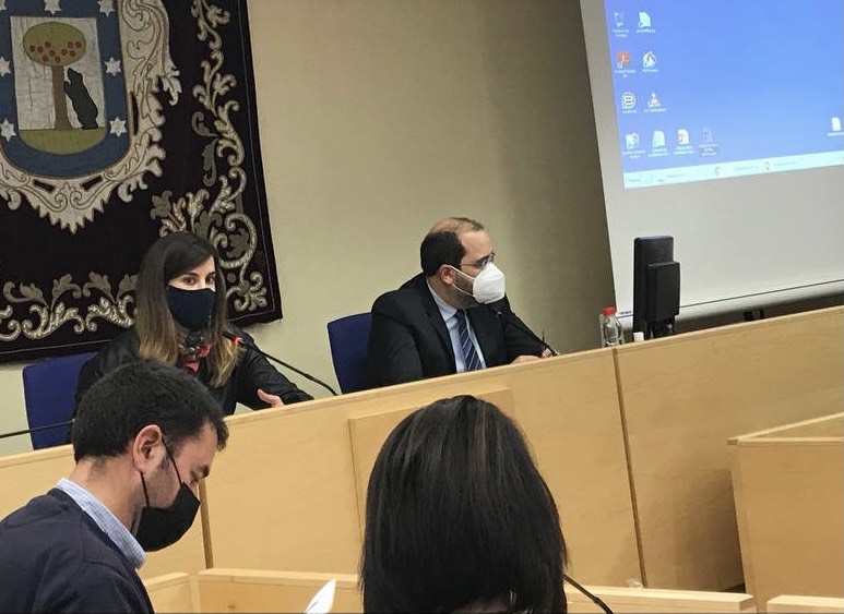 Imagen durante el pleno del distrito