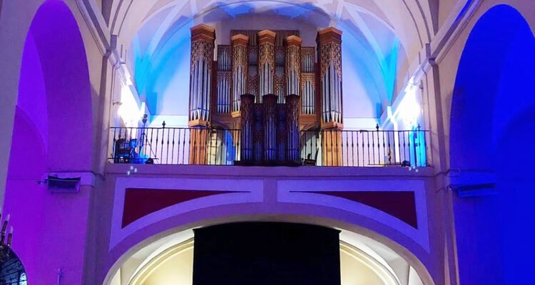 Santa María la Antigua con iluminación de Adviento (Vicálvaro)