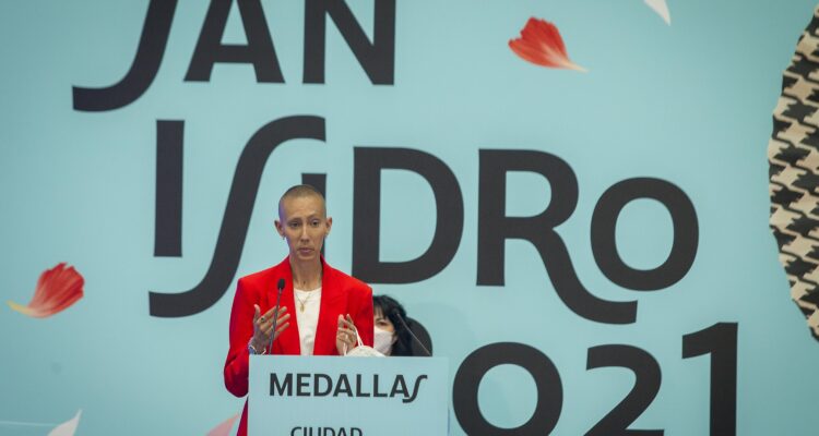 Virginia Torrecilla ha intervenido como portavoz de los premiados con Medalla de Plata