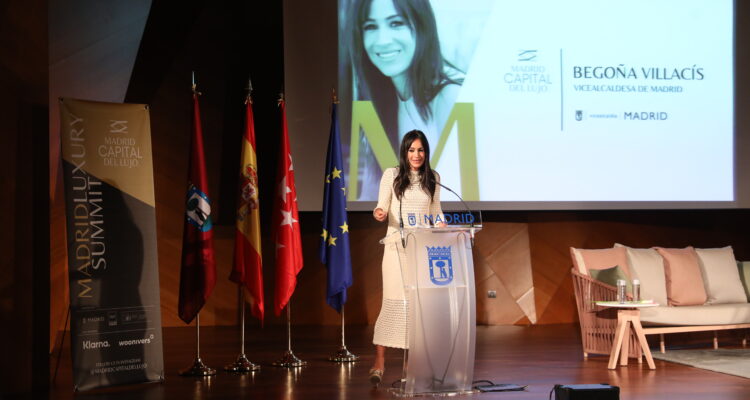 La vicealcaldesa, Begoña Villacís en la inauguración de Madrid Luxury Destination