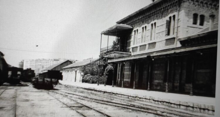 Antigua línea de ferrocarril conocida como el tren de Arganda