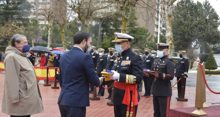 Ángel Niño, nombrado ‘Amigo de la Infantería de Marina’