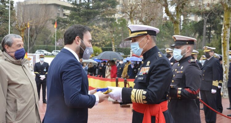 Ángel Niño, nombrado ‘Amigo de la Infantería de Marina’