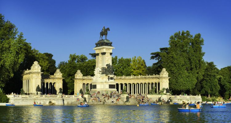 El Retiro. Monumento a Alfonso XII