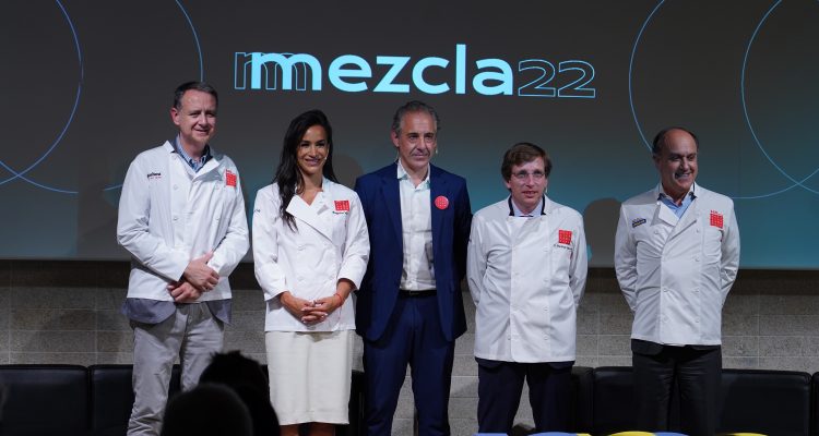 Almeida y Villacís en Mezcla 2022