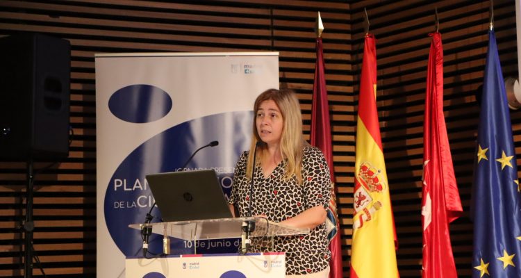 La delegada de Seguridad y Emergencias y portavoz municipal, Inmaculada Sanz
