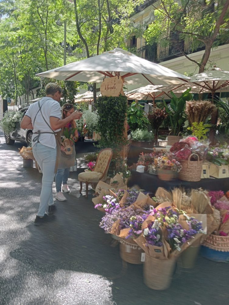 Tendência no Mercado: Flores de Papel