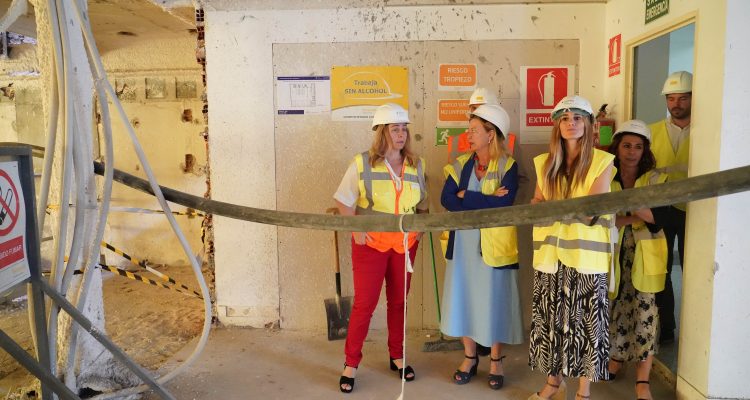 Las delegadas de Obras y Equipamientos, Paloma García Romero, de Seguridad y Emergencias, Inmaculada Sanz, y la concejala de Chamartín, Sonia Cea