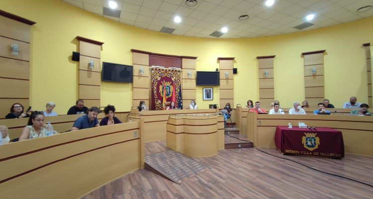 Sesión del debate del distrito de Villa de Vallecas