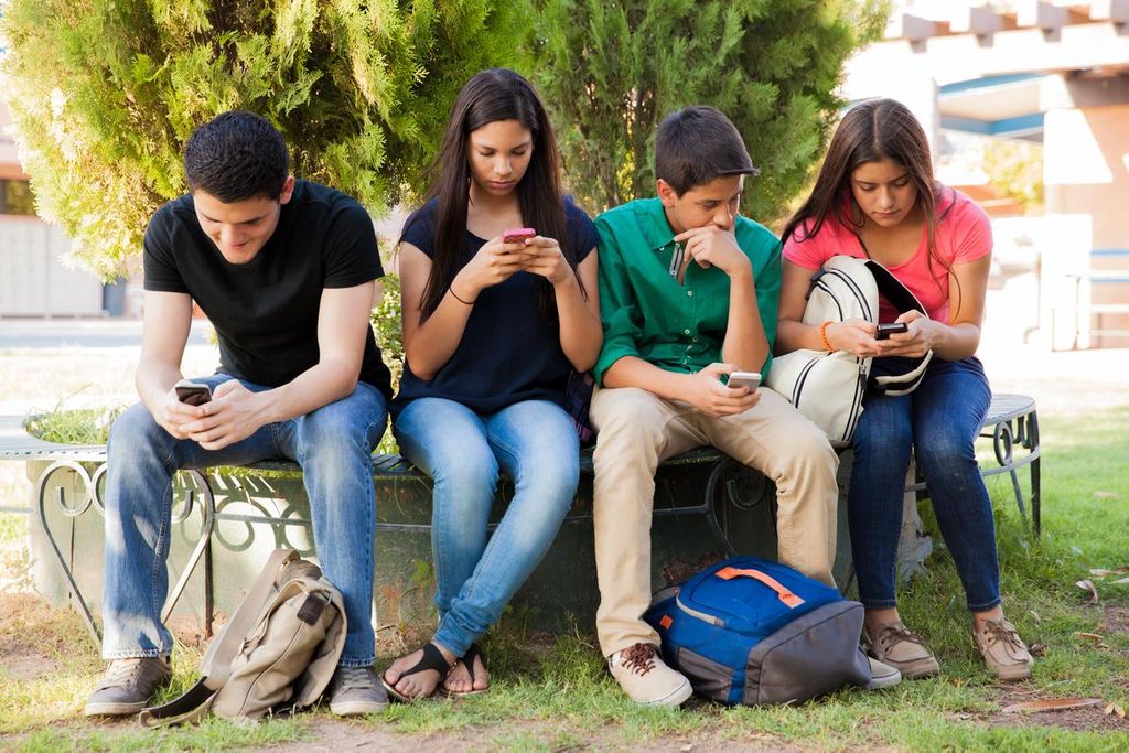 Abuso de dispositivos móviles, una de las consultas más frecuentes