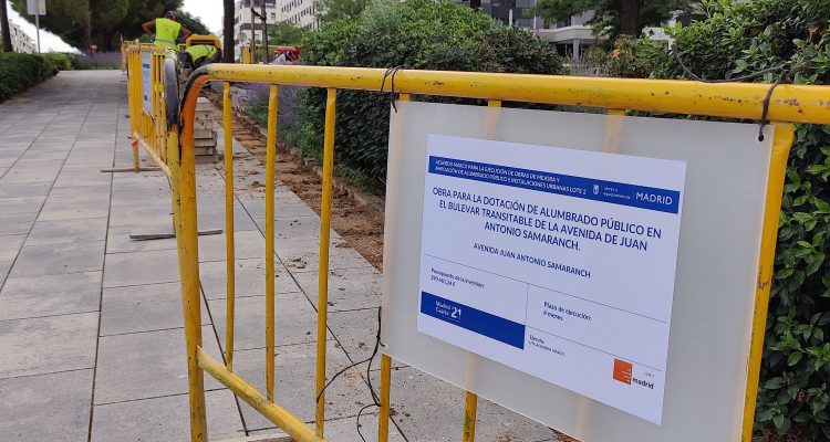 Obras proyecto alumbrado público en avenida Juan Antonio Samaranch
