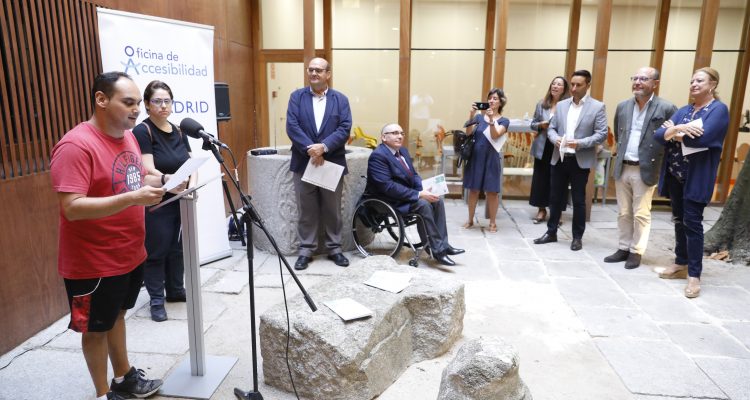 Acto de lectura del libro