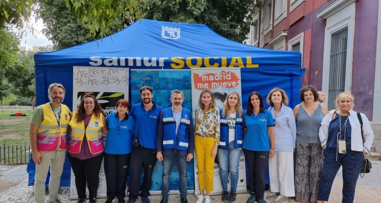 El delegado de Familias, Igualdad y Bienestar Social, Pepe Aniorte, durante el simulacro de servicios sociales