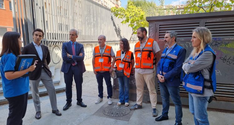 El delegado de Familias, Igualdad y Bienestar Social, Pepe Aniorte, durante el simulacro de servicios sociales