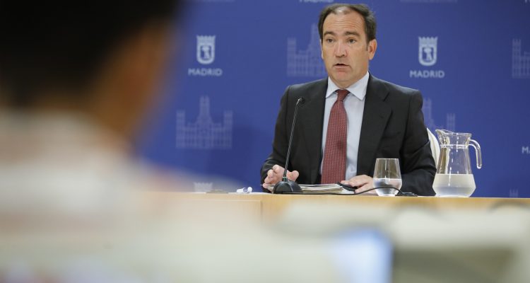 Carabante, este jueves, durante la rueda de prensa posterior a la Junta de Gobierno