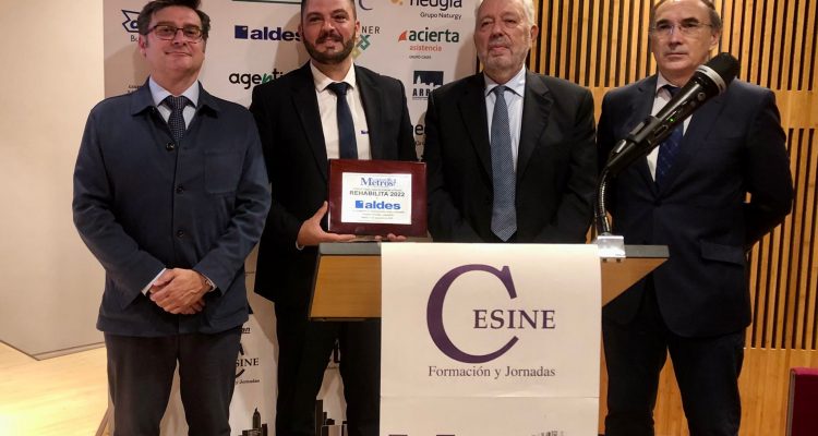 El concejal delegado de Vivienda, Álvaro González, en la segunda edición del Foro de Rehabilitación 2022 de CESINE y la revista Metros Cuadrados