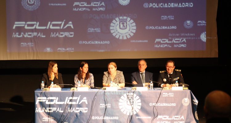 Sanz interviene en la jornada sobre bandas juveniles